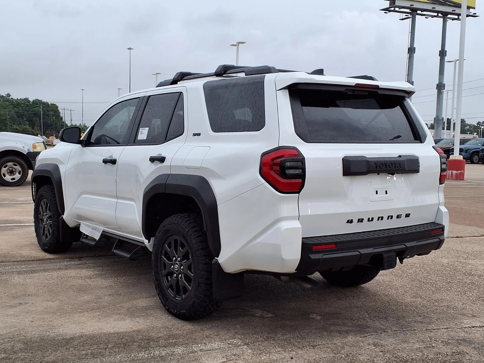 New 2026 White Toyota SR5 image 2