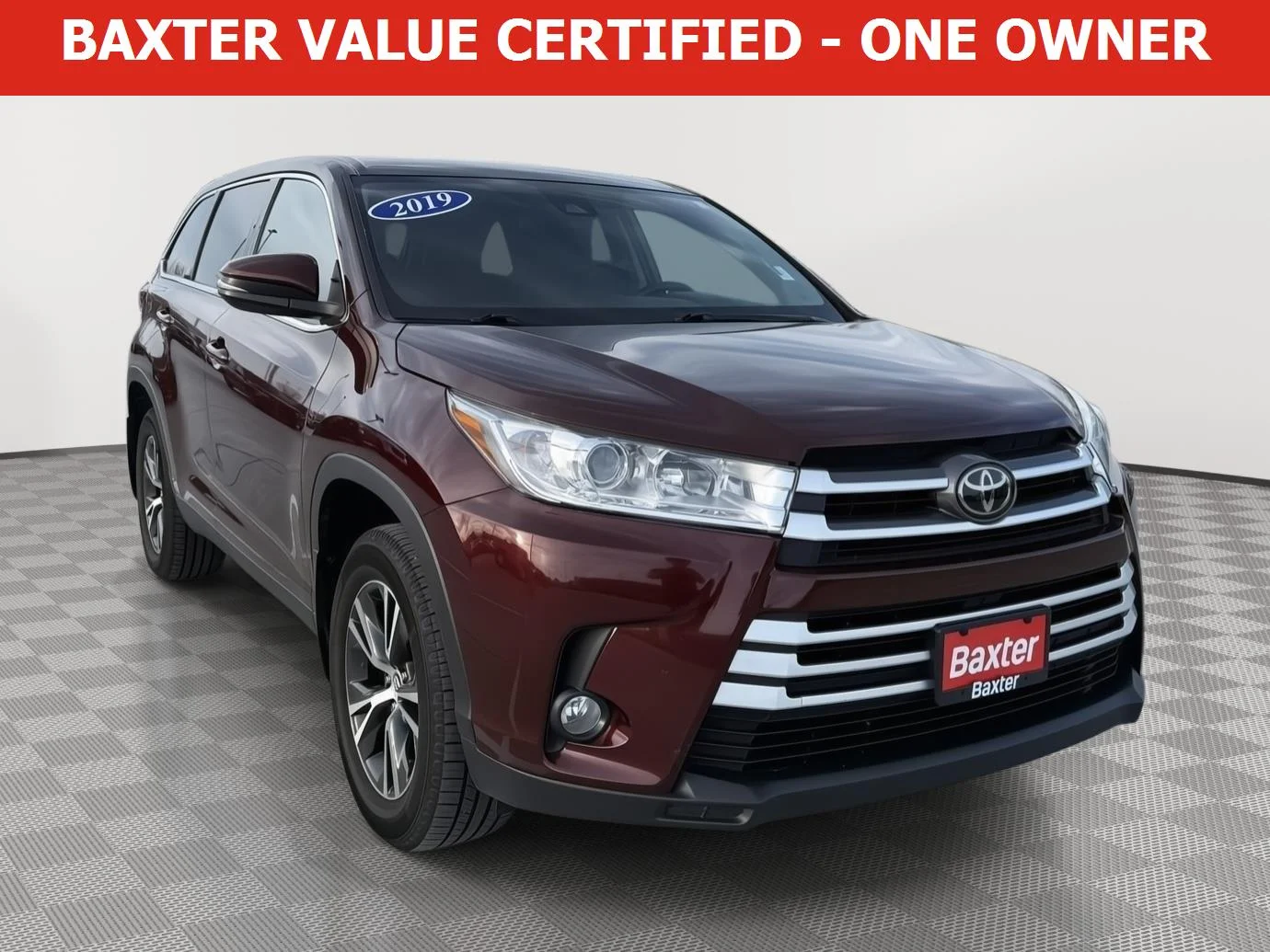 Used 2019 Ooh La La Rouge Mica Toyota LE Plus image 1