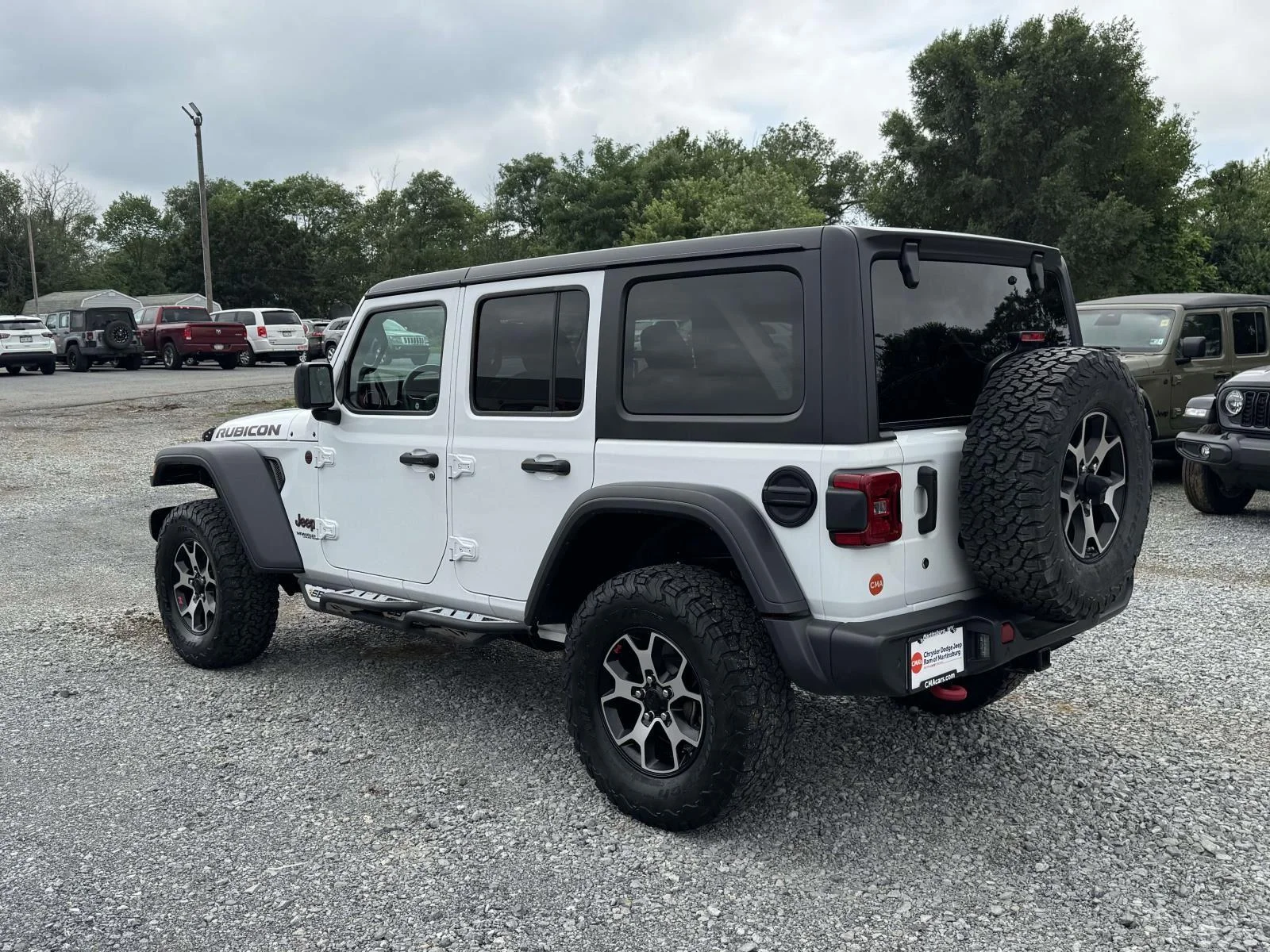 Used 2020 Bright White Clearcoat Jeep Rubicon image 26