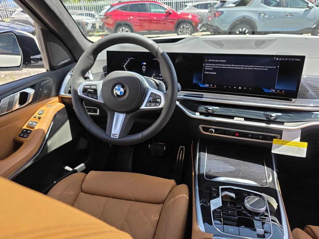 New 2027 Alpine White BMW xDrive40i image 17