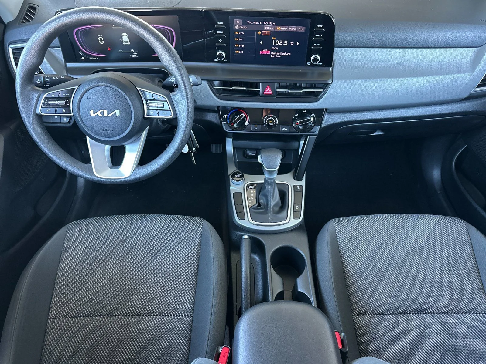 2025 Kia Seltos LX - Photo 12