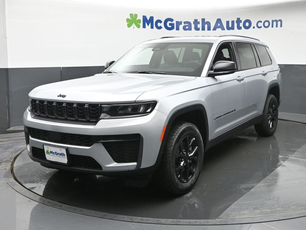 New 2026 Silver Zynith Jeep Altitude image 23
