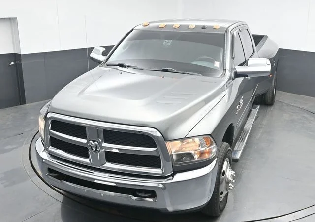 Used 2013 Gray Ram Tradesman image 31