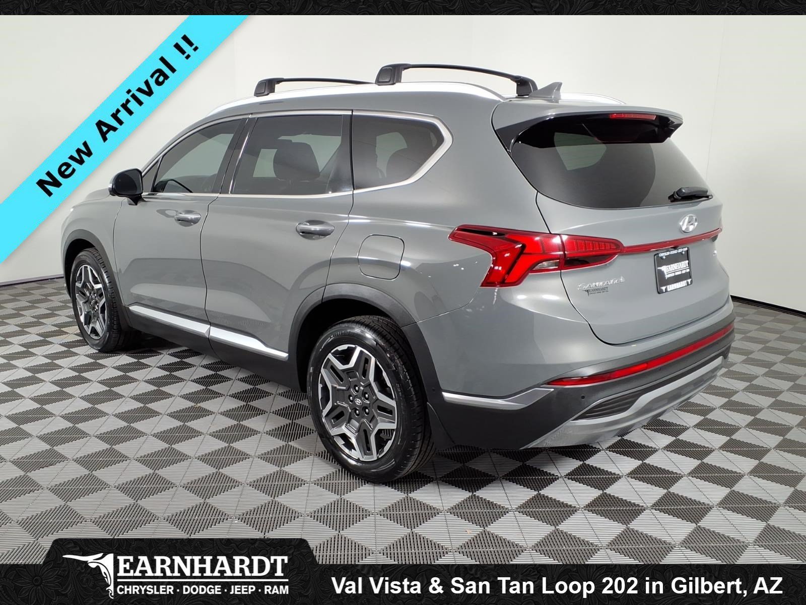Used 2022 Hampton Gray Hyundai Limited image 3