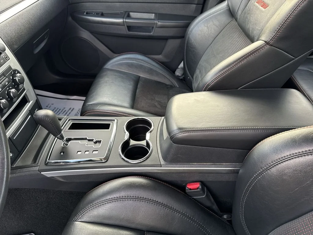 Used 2008 Orange Dodge R/T image 19
