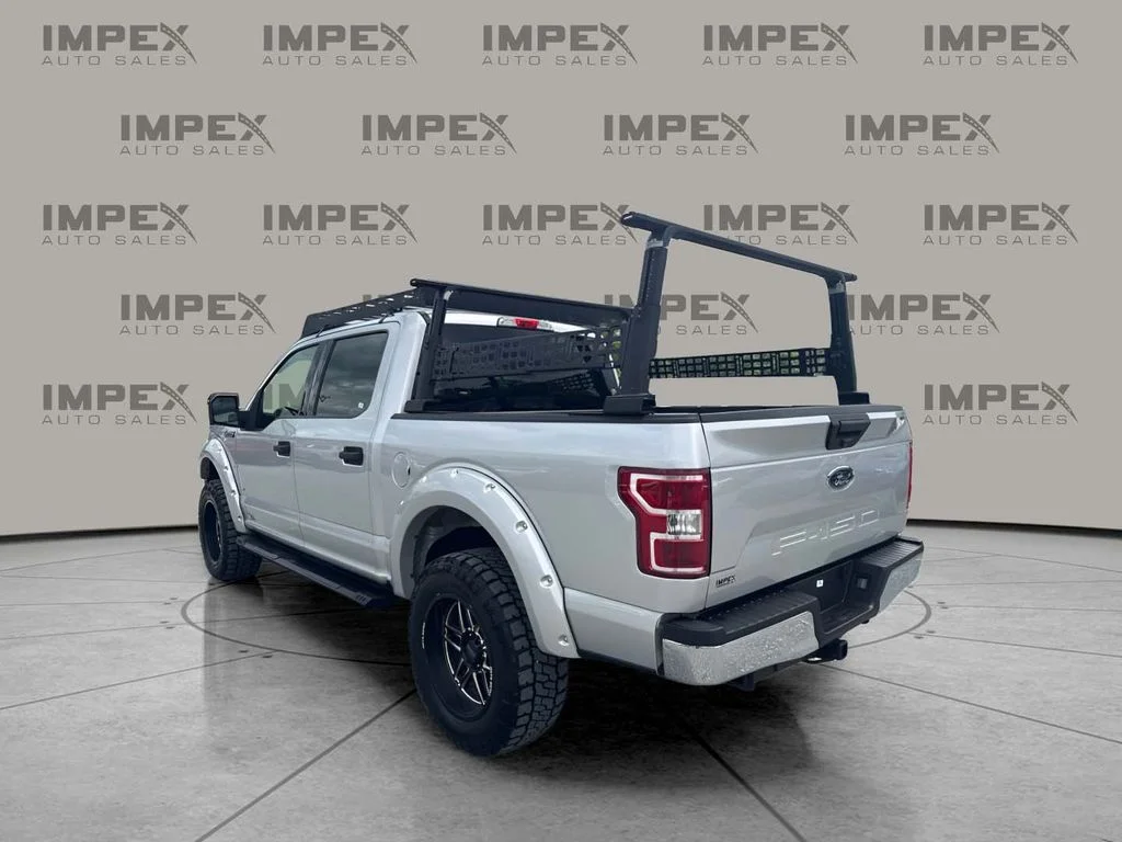 Used 2019  Ford XLT image 2