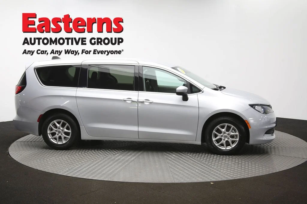 Used 2023 Silver Chrysler LX image 46