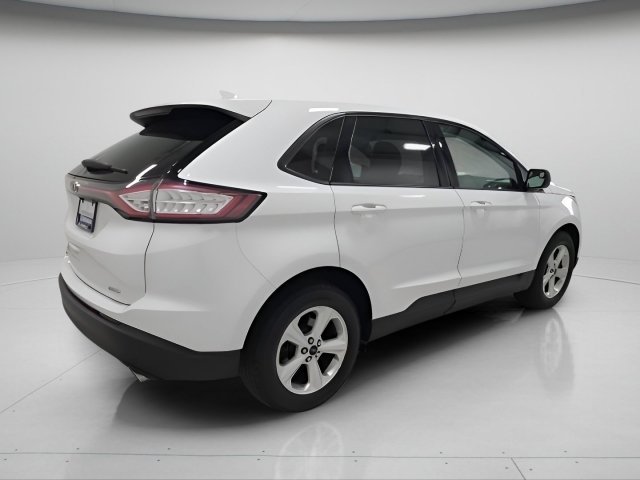 Used 2015 Oxford White Ford SE image 5