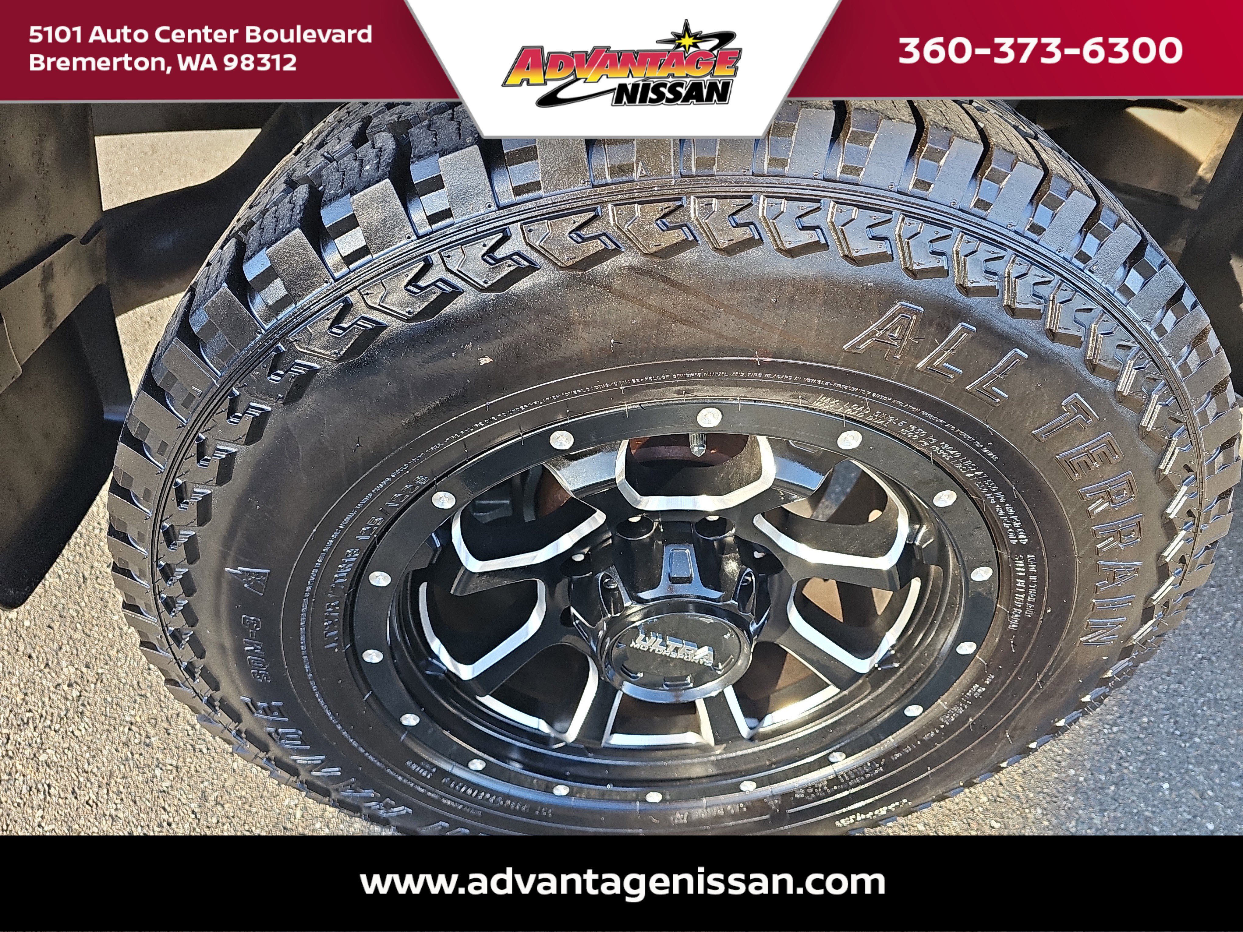 Used 2016 Bright White Clearcoat Ram Laramie image 23