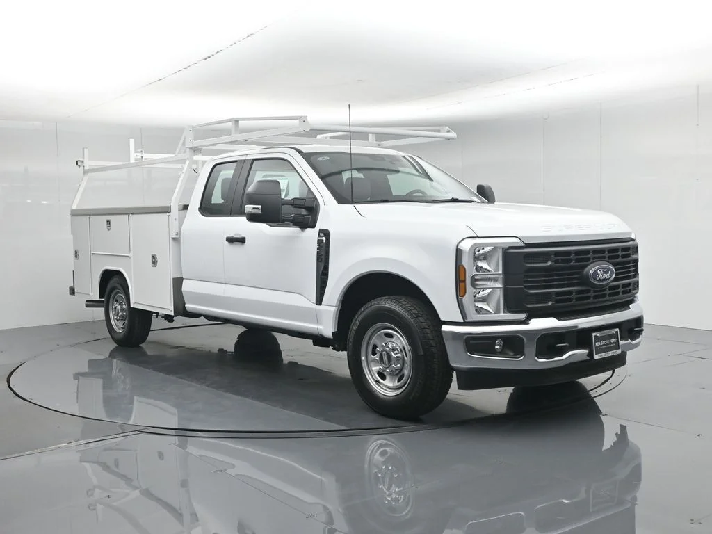 New 2026 Oxford White Ford XL image 61