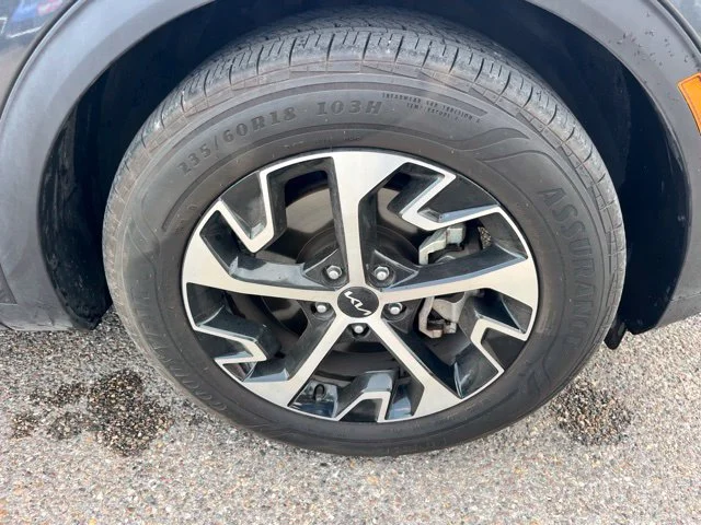 Used 2025 Gray Kia EX image 8