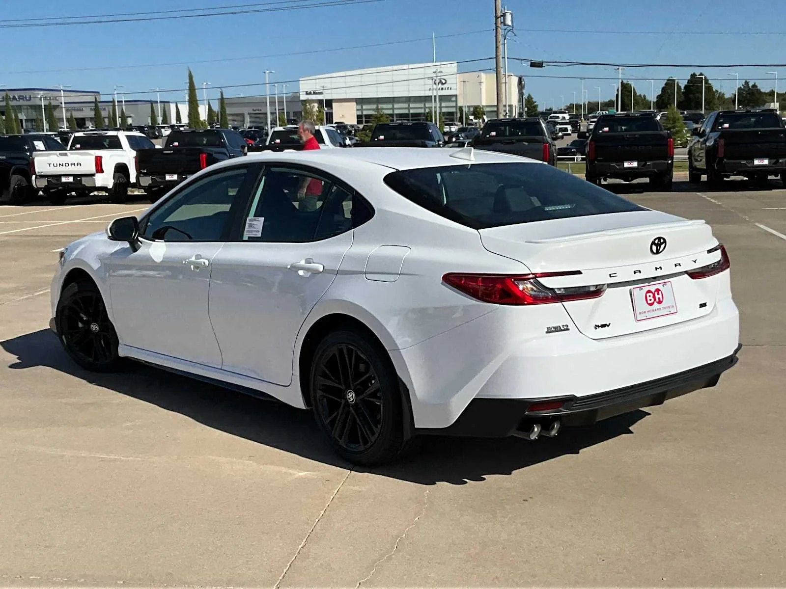 2026 Toyota Camry SE - Photo 12