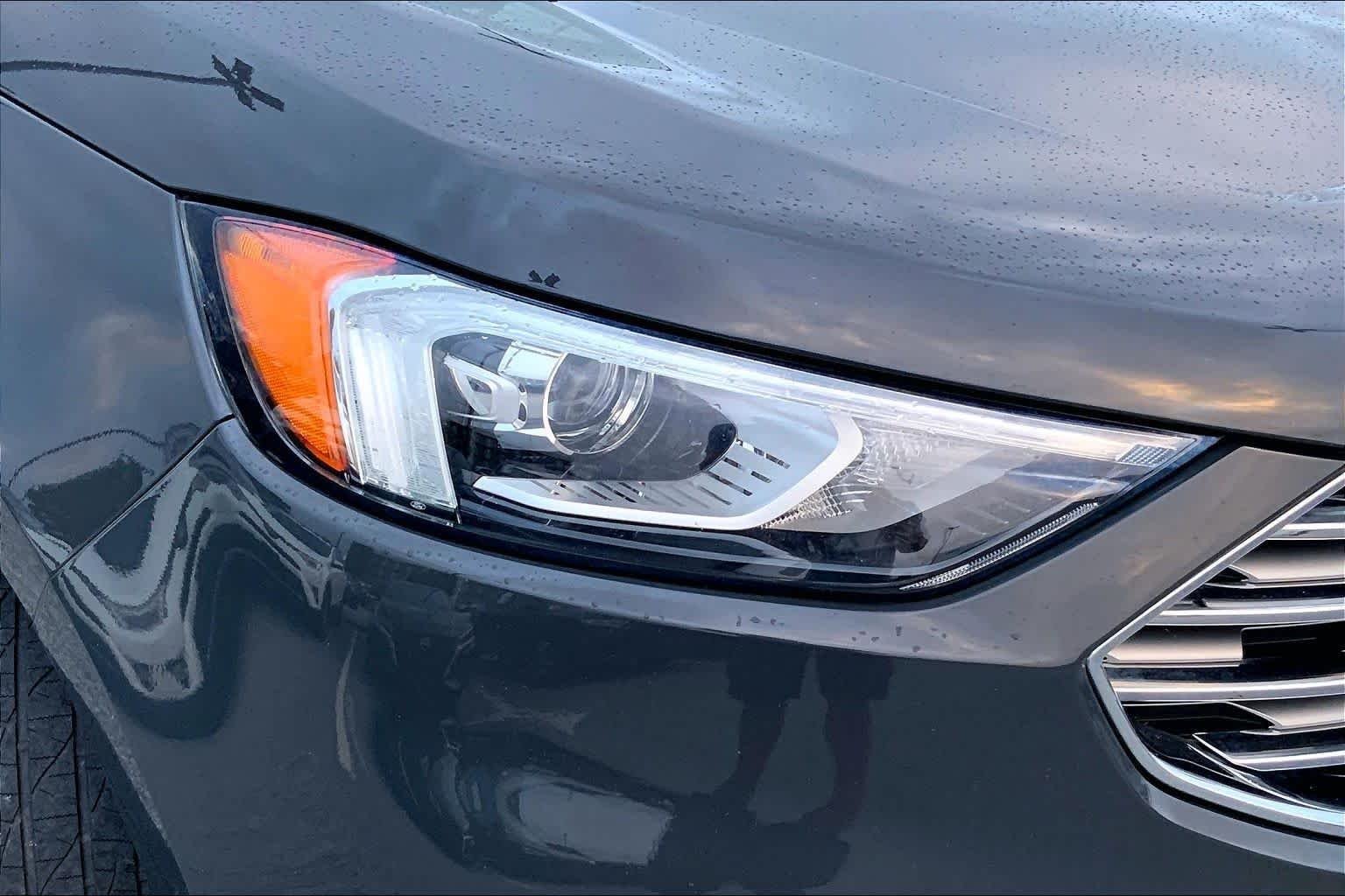 Used 2021 Lithium Gray Ford SEL image 24