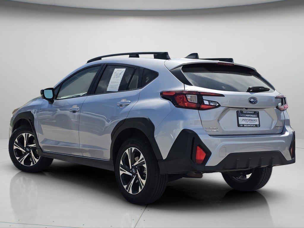 Used 2025 Ice Silver Metallic Subaru Premium image 24