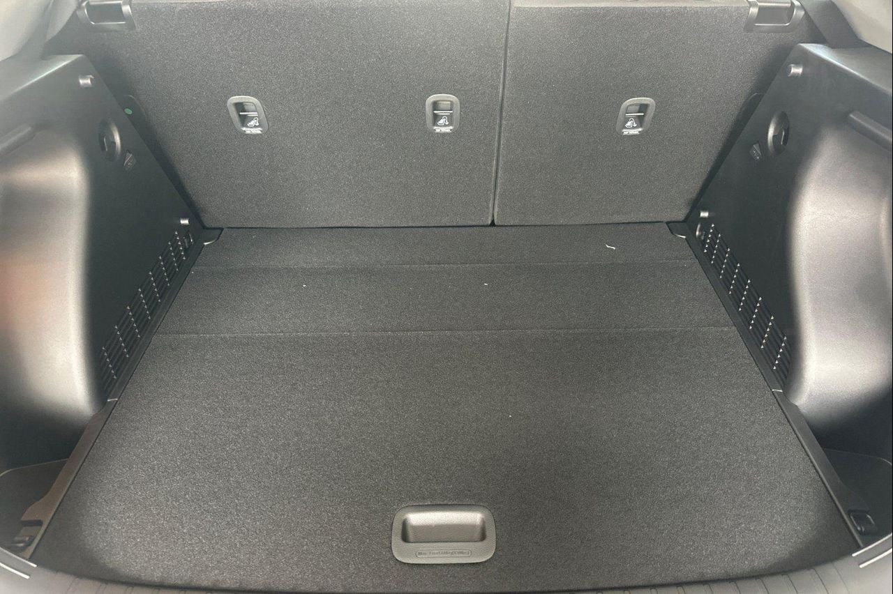 New 2027  Hyundai SE FWD image 14