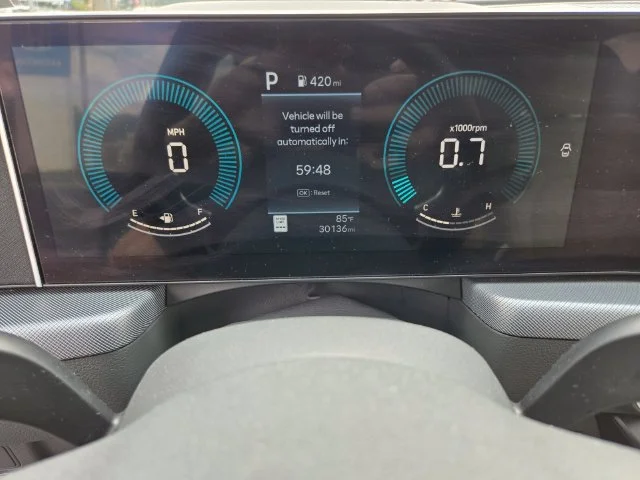 Used 2025 Blue Hyundai SEL image 33