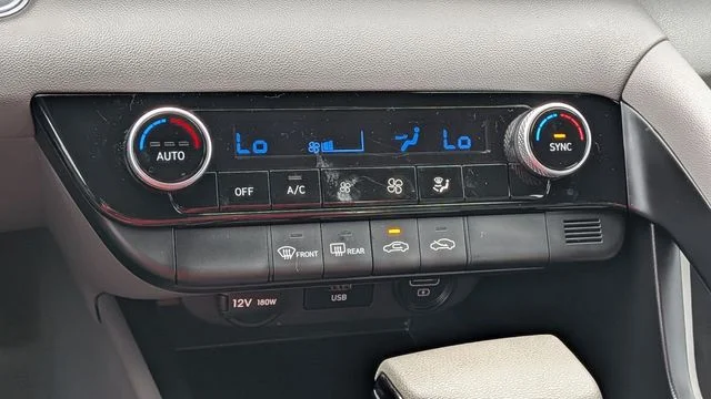 Used 2023 Gray Hyundai SEL image 19