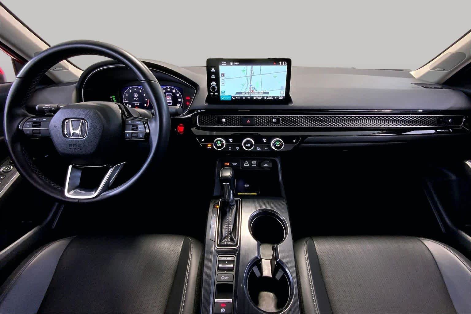 Used 2022 Rallye Red Honda Touring image 15