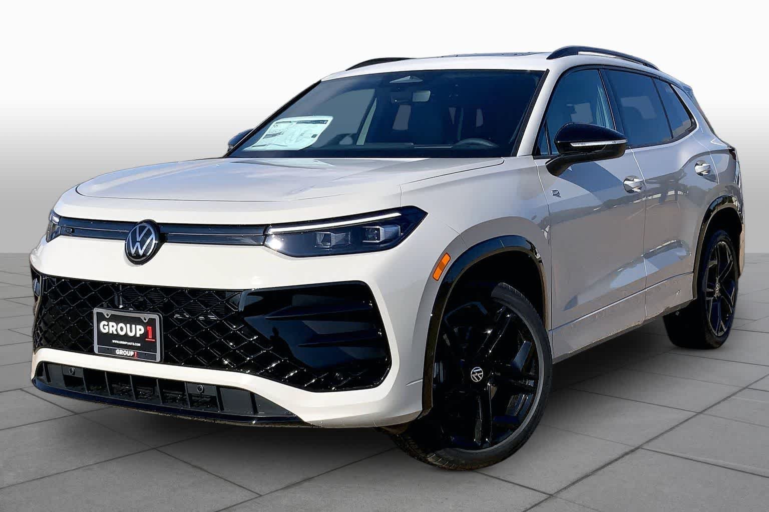 2026 Volkswagen Tiguan SE R-Line Black