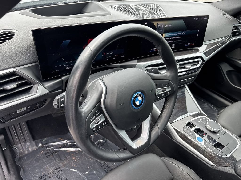 Used 2023 Gray BMW eDrive35 image 11