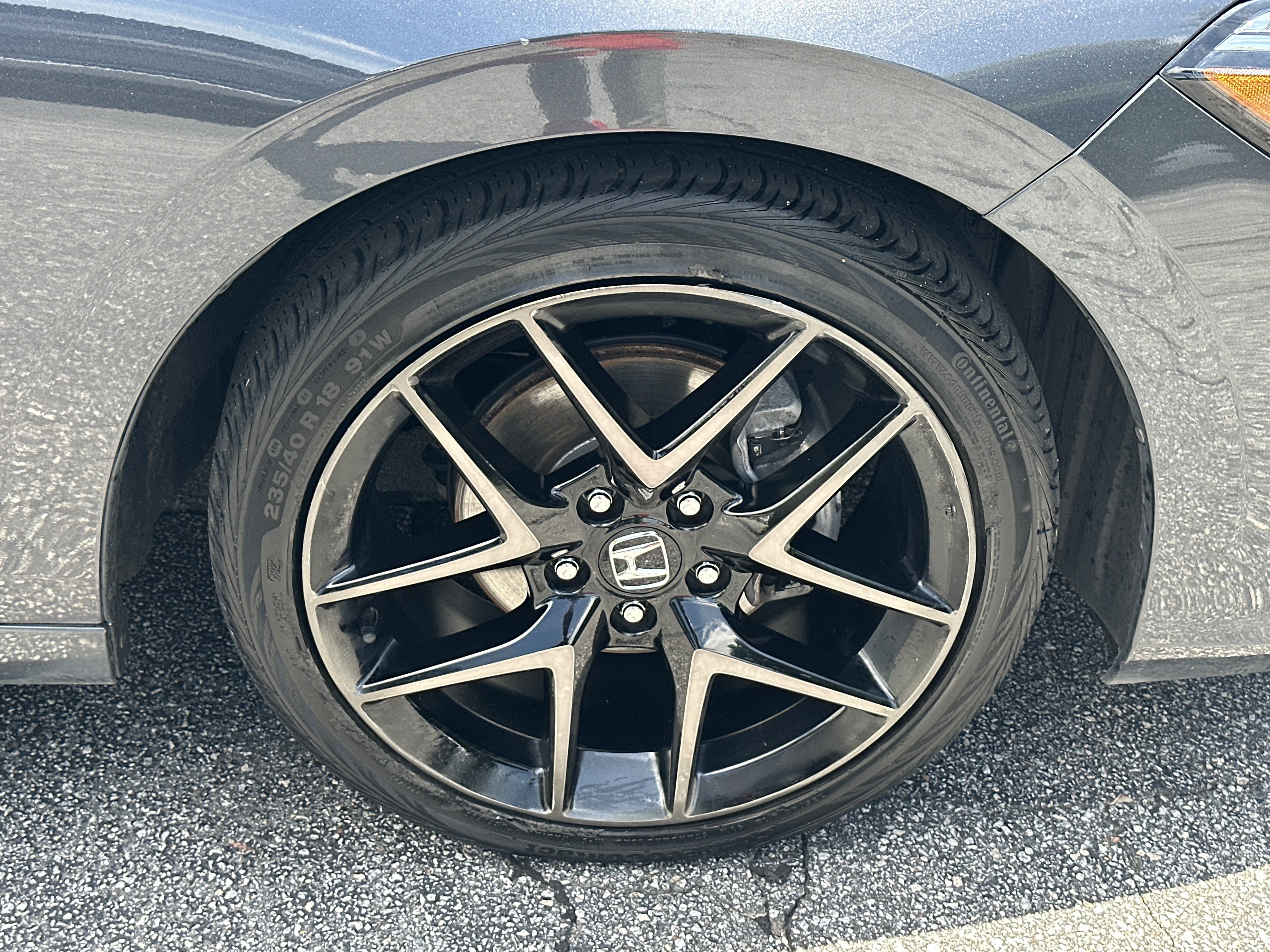 Used 2024 Meteorite Gray Metallic Honda Sport Touring image 15