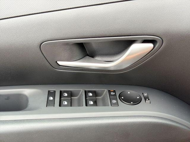 New 2026 Black Hyundai SEL Plus AWD image 17