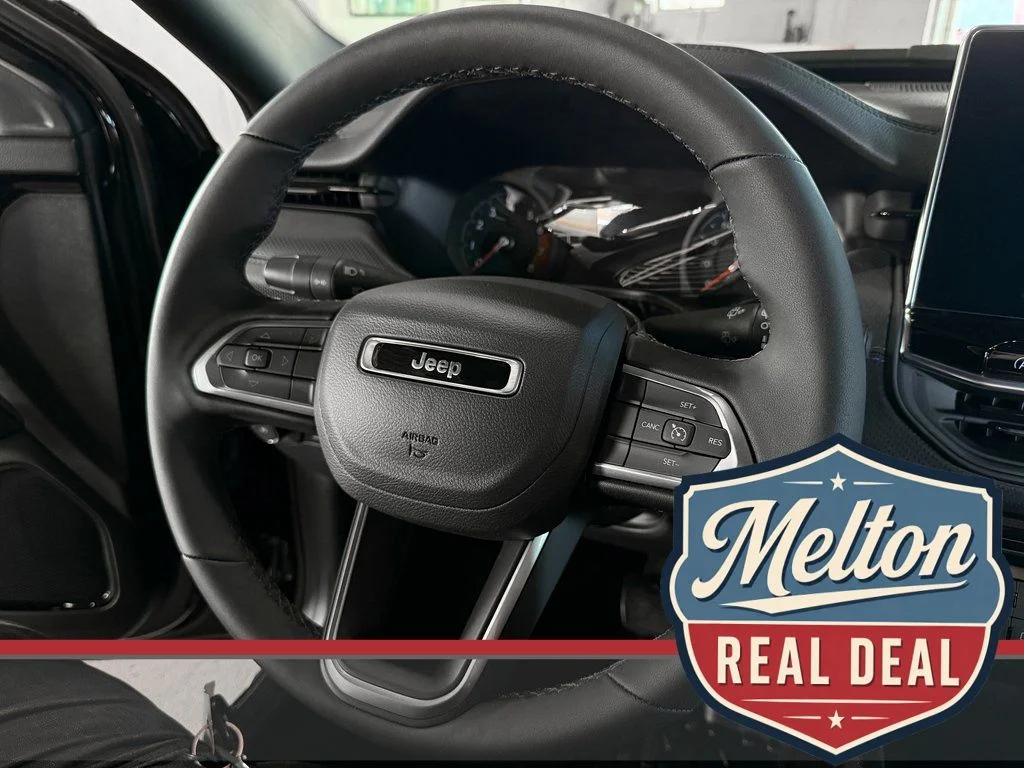 New 2025 Black Jeep Latitude image 27
