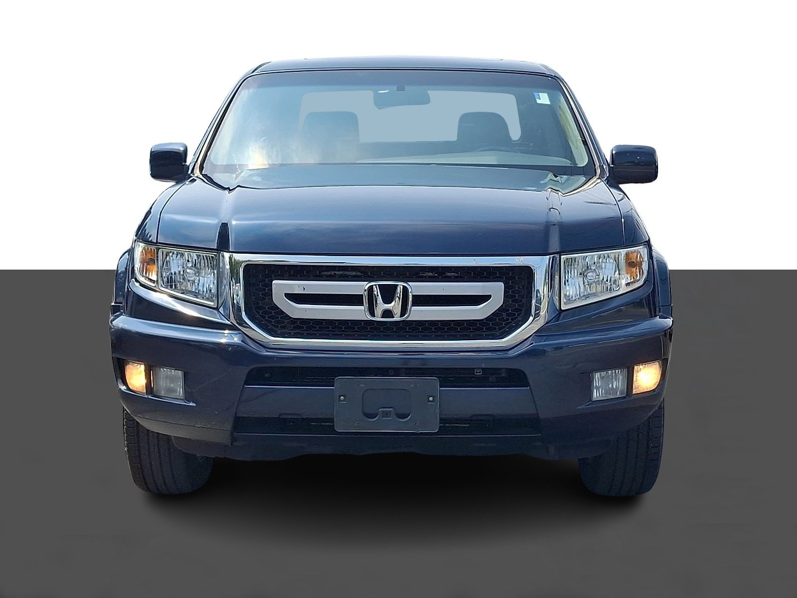 Used 2011 Bali Blue Pearl Honda RTL image 2