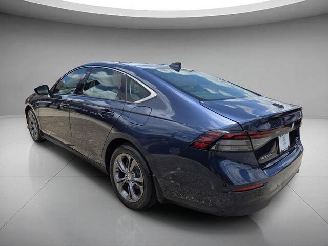 Used 2023 Canyon River Blue Metallic Honda EX image 3