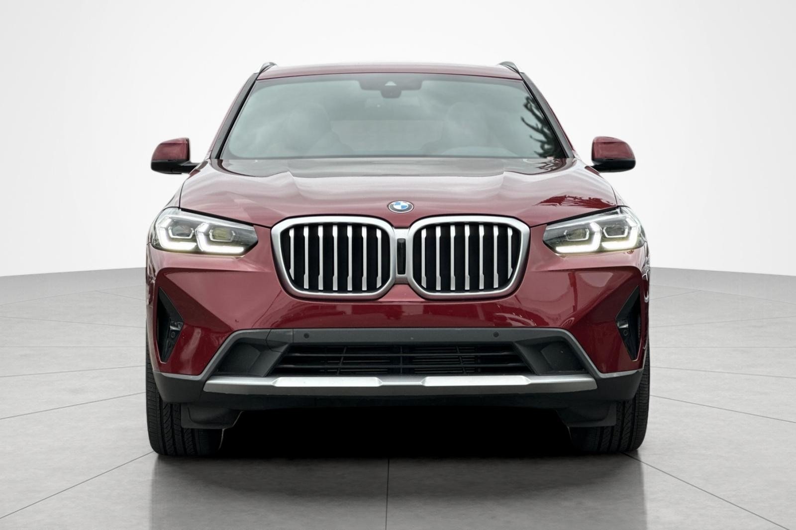 Used 2023 Aventurin Red Metallic BMW sDrive30i image 8