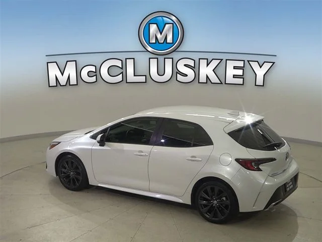 Used 2025 Beige Toyota XSE image 27
