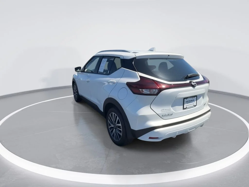 Used 2024 White Nissan SV image 6