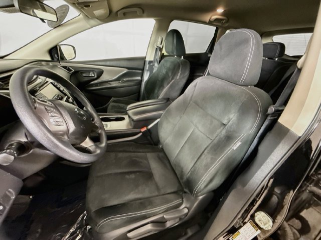 Used 2021 Black Nissan S image 19