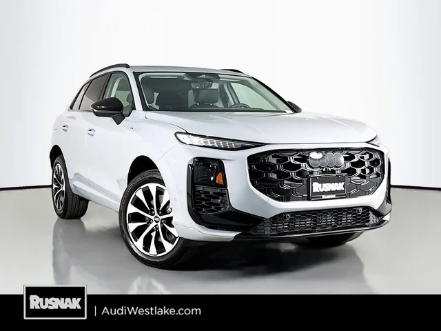 2026 Audi Q3 S line