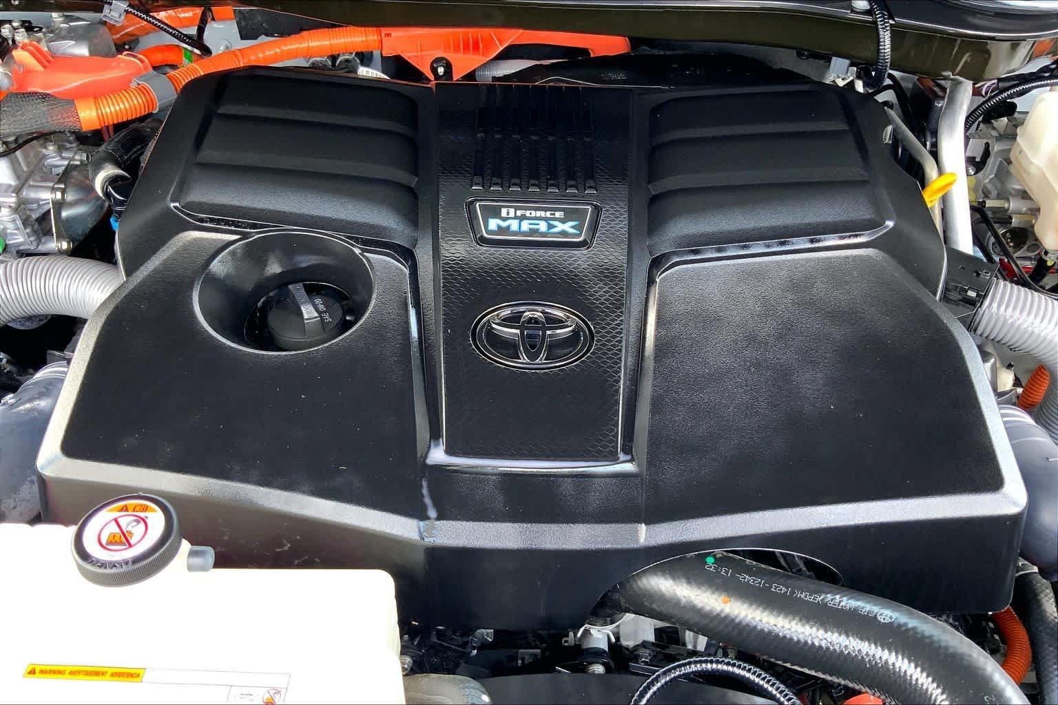 Used 2023 Wind Chill Pearl Toyota Limited image 32