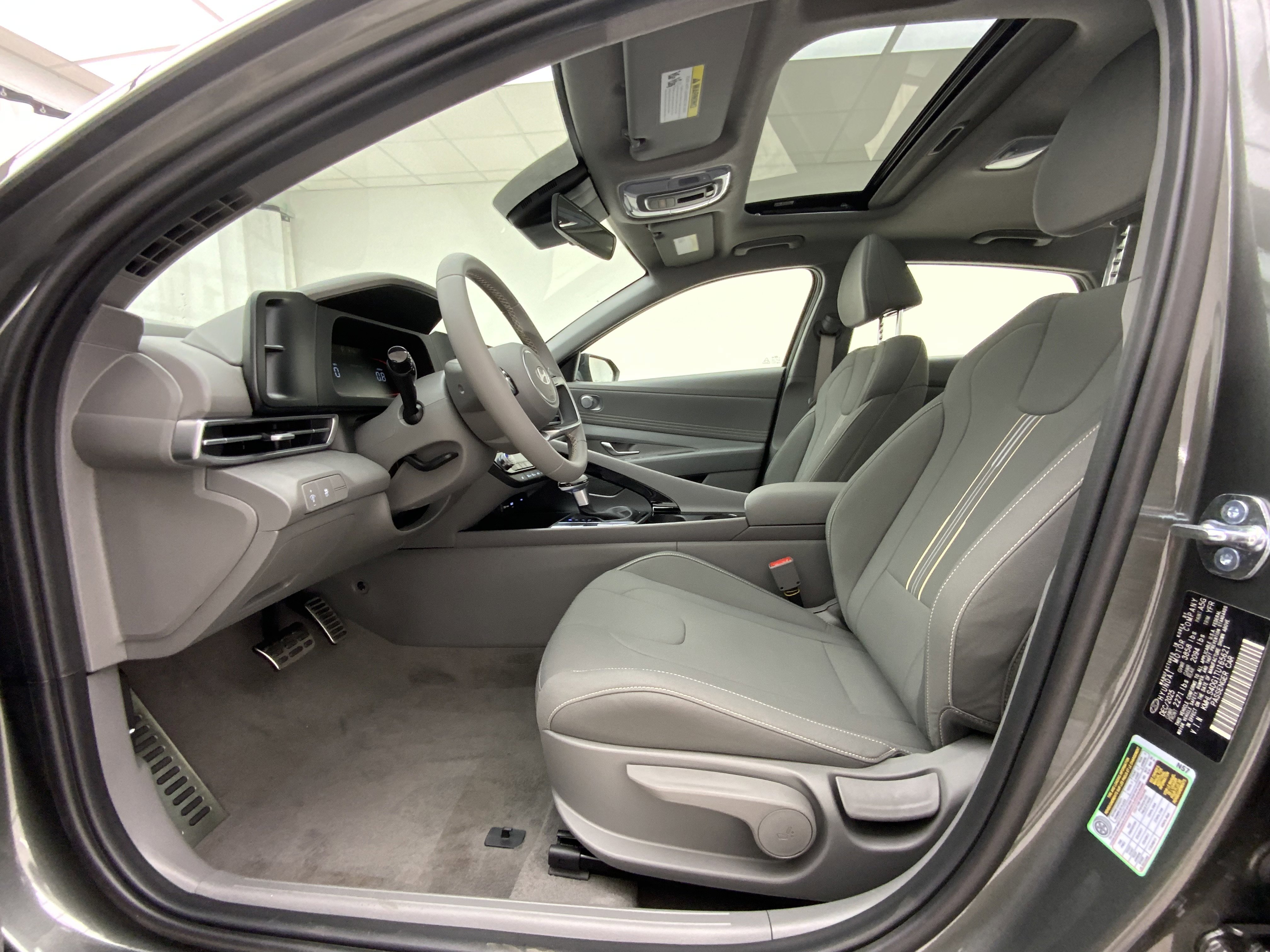 New 2026 Amazon Gray Hyundai SEL Sport Premium image 12