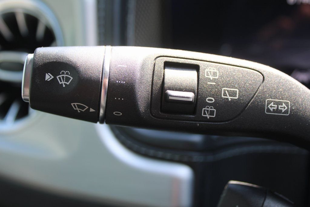 Used 2022 White Mercedes-AMG G 63 AMG® image 28