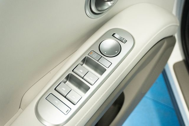 Certified Used 2026 White Hyundai SEL Convenience image 4