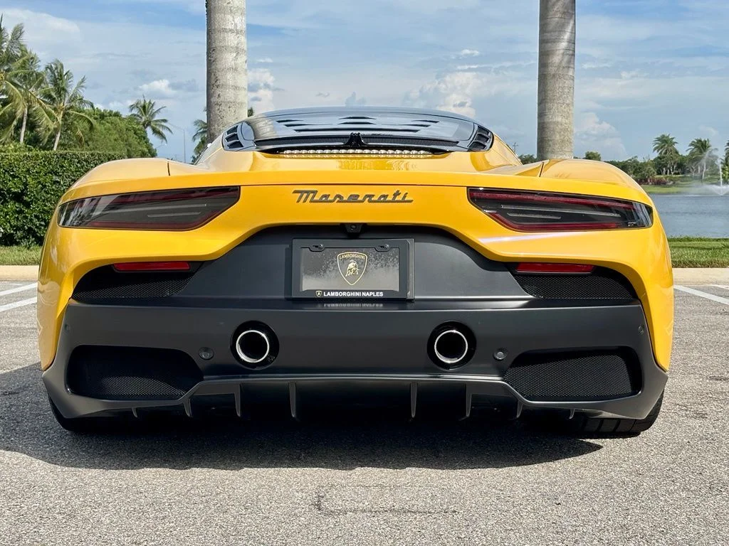 Used 2022 Giallo Genio Maserati  image 8