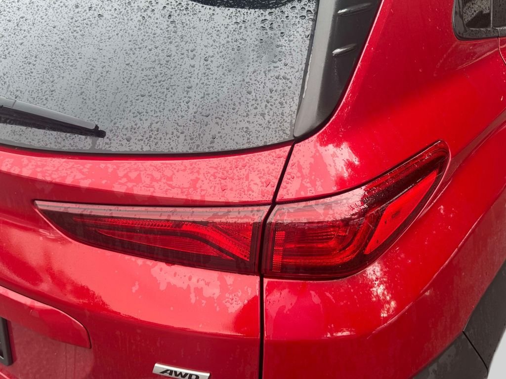 Used 2019 Red Hyundai SEL image 9