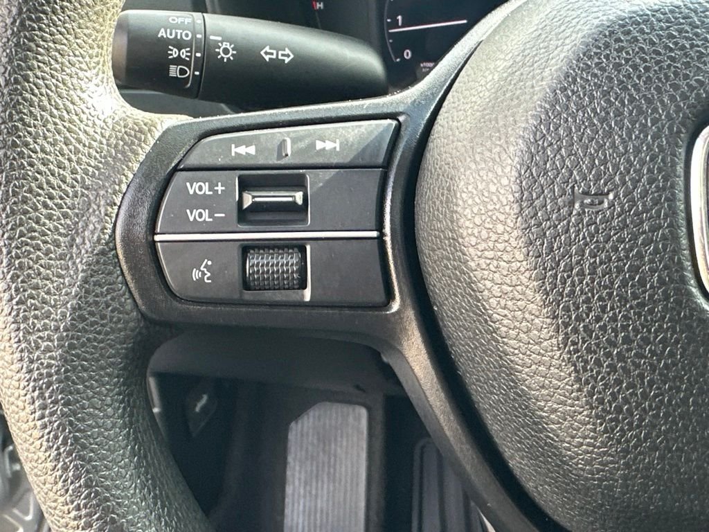 Used 2024  Honda EX image 14