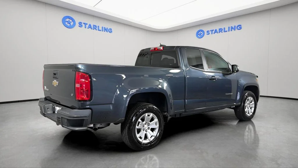 Used 2019 SHADOW GRAY METALLIC Chevrolet 2WD LT image 10
