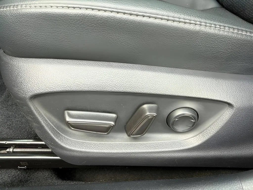 Used 2019  Toyota XSE image 11