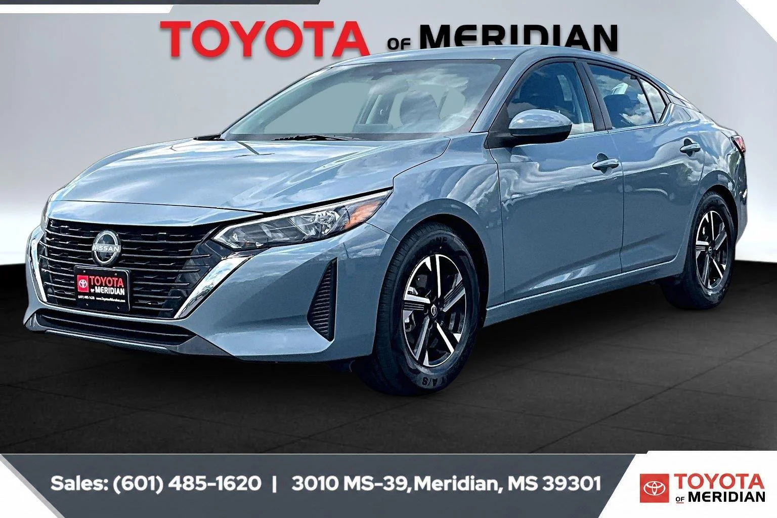 Used 2025 Atlantic Gray Metallic Nissan SV image 10