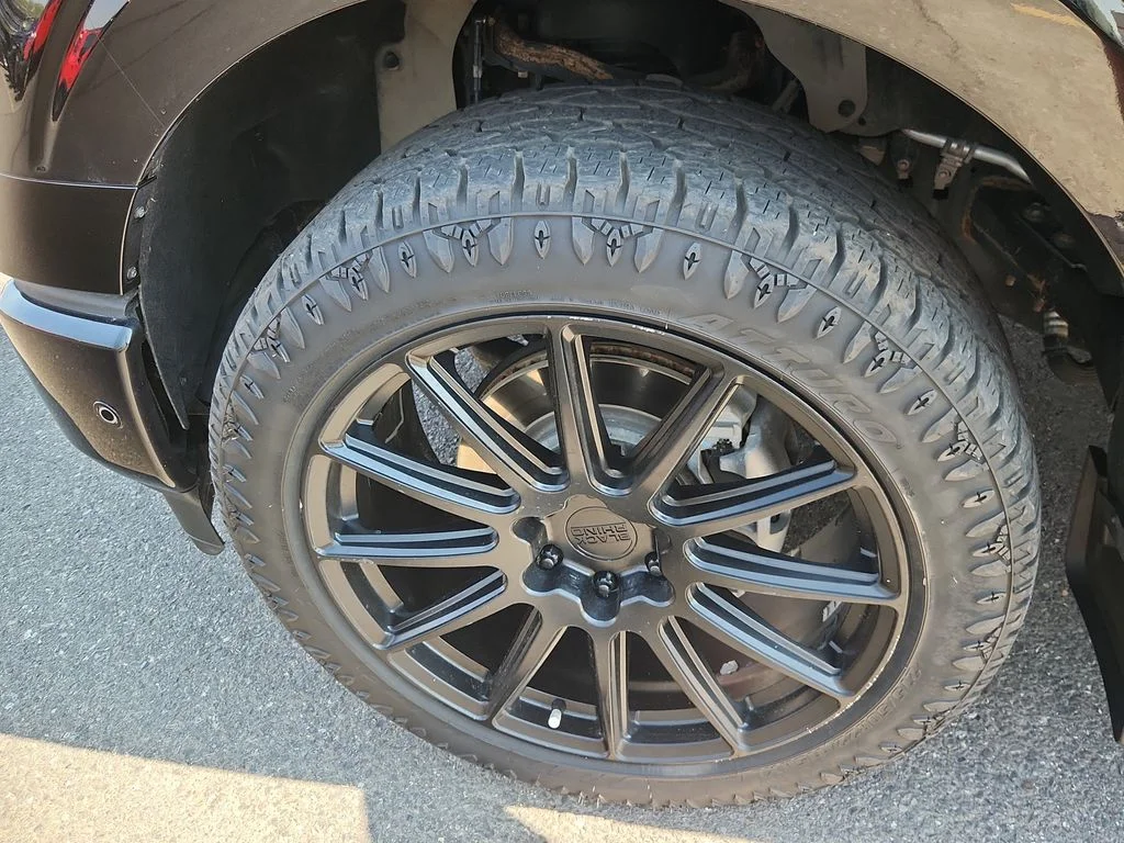 Used 2021 Black Ford Limited image 17