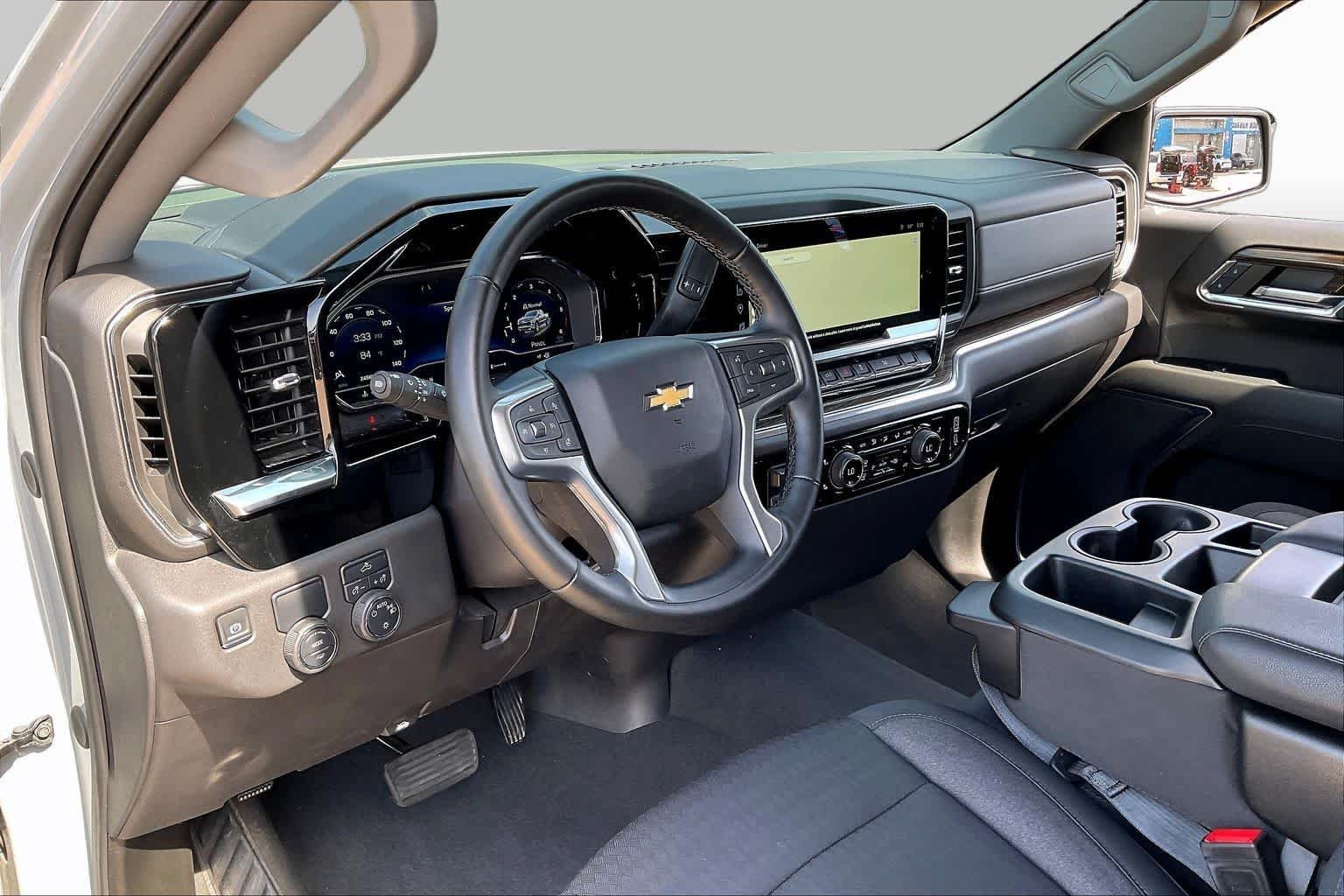 Used 2024 Slate Gray Metallic Chevrolet LT image 15