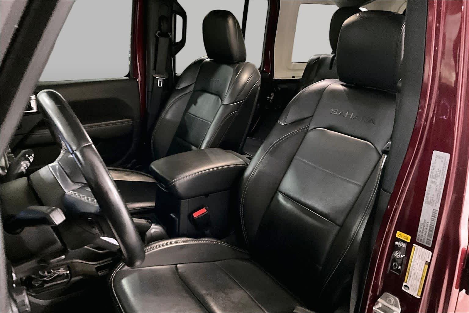 Used 2021 Snazzberry Pearlcoat Jeep Unlimited Sahara image 8