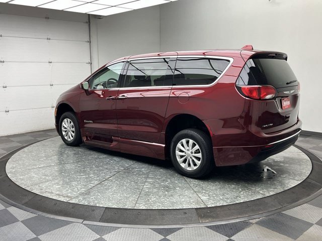 Used 2018 Velvet Red Pearlcoat Chrysler Touring Plus image 2