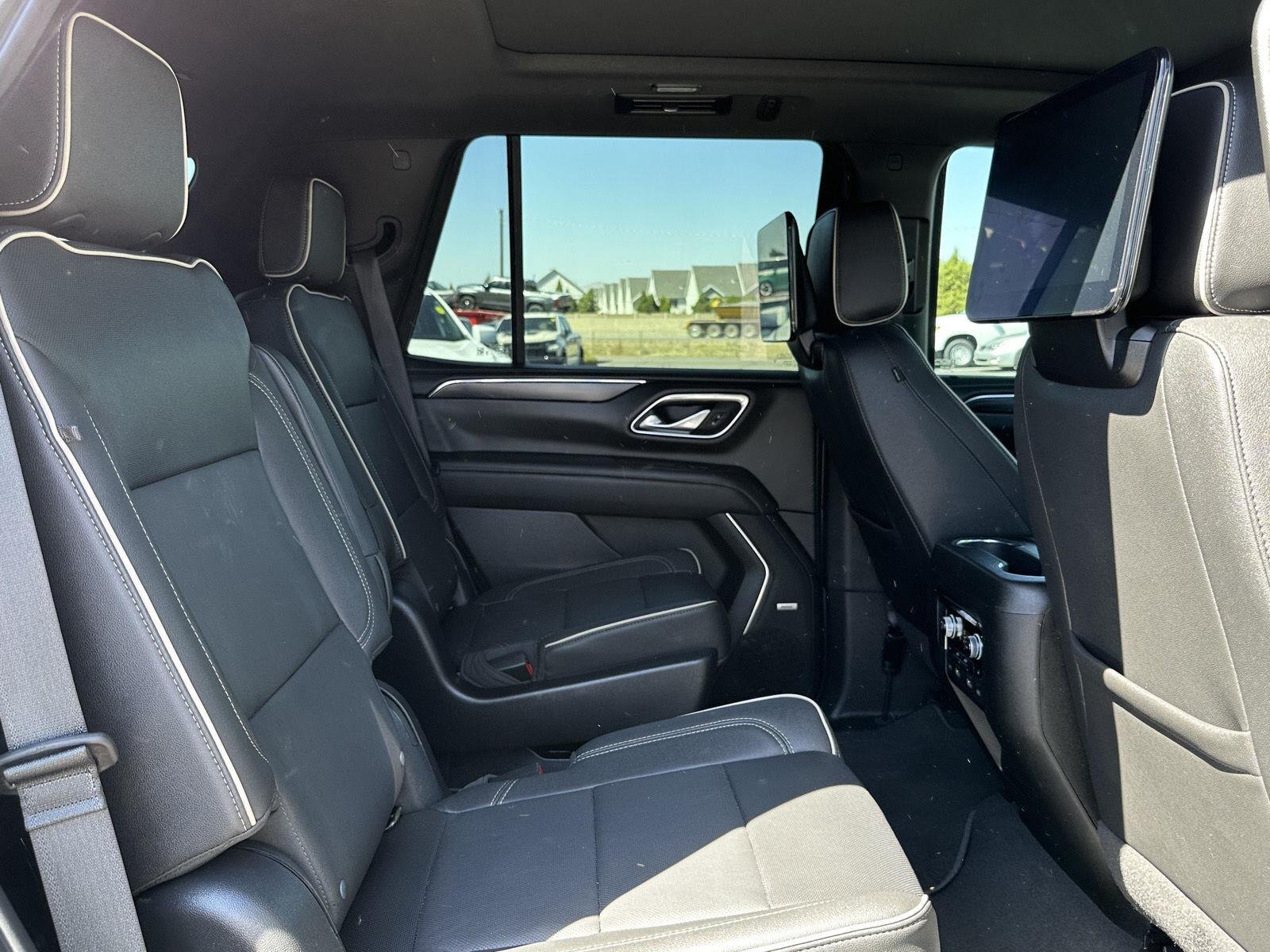 2023 GMC Yukon SLT - Photo 42