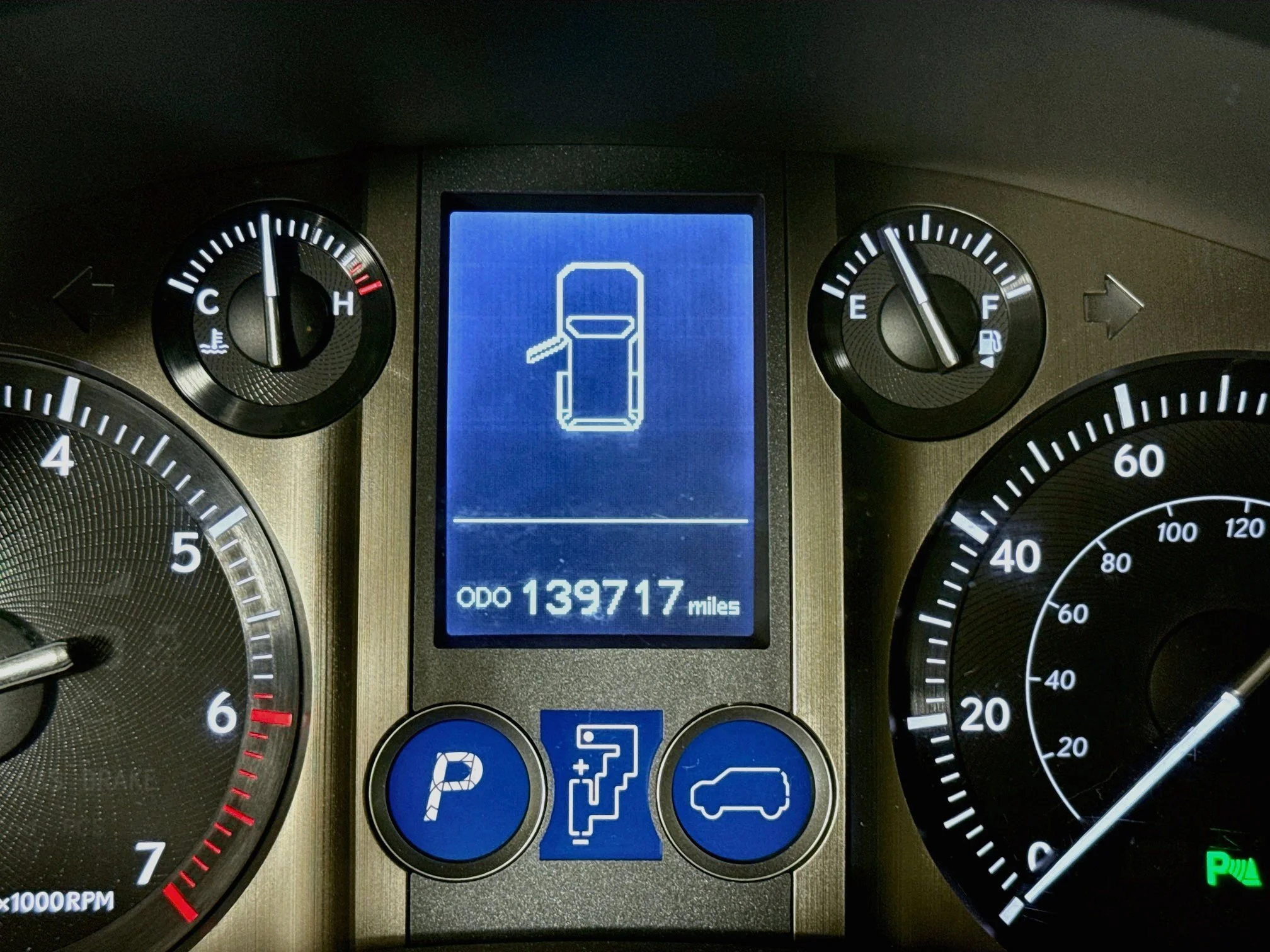 Used 2019 Starfire Pearl Lexus 460 image 13
